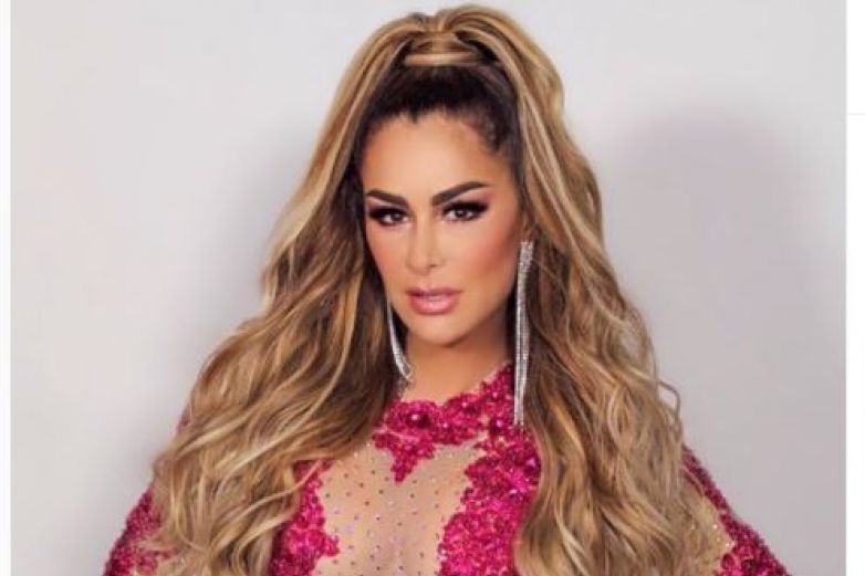 Ninel Conde atractivo visual, vedette mexicana